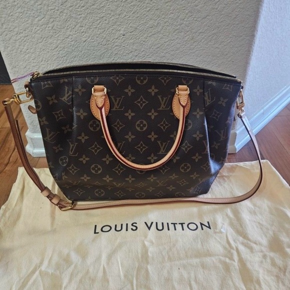 💯% AUTHENTIC LV Turenne MM - Picture 1 of 7